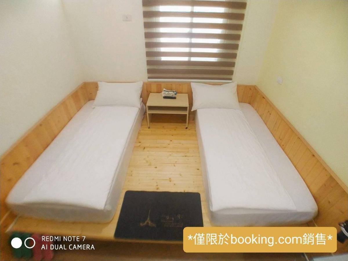 玖拾捌民宿-98Bnb Kota Hualien Bagian luar foto