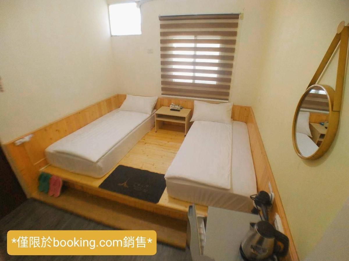 玖拾捌民宿-98Bnb Kota Hualien Bagian luar foto