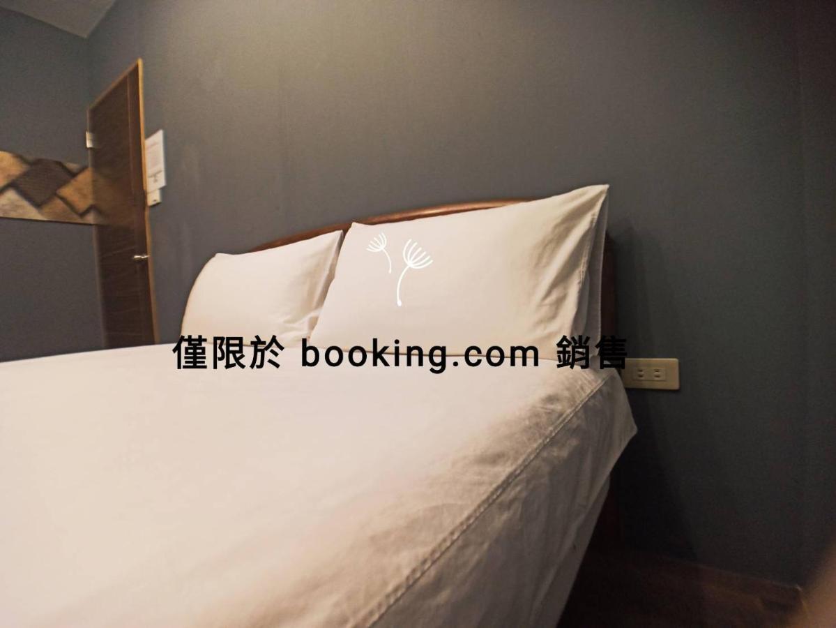 玖拾捌民宿-98Bnb Kota Hualien Bagian luar foto