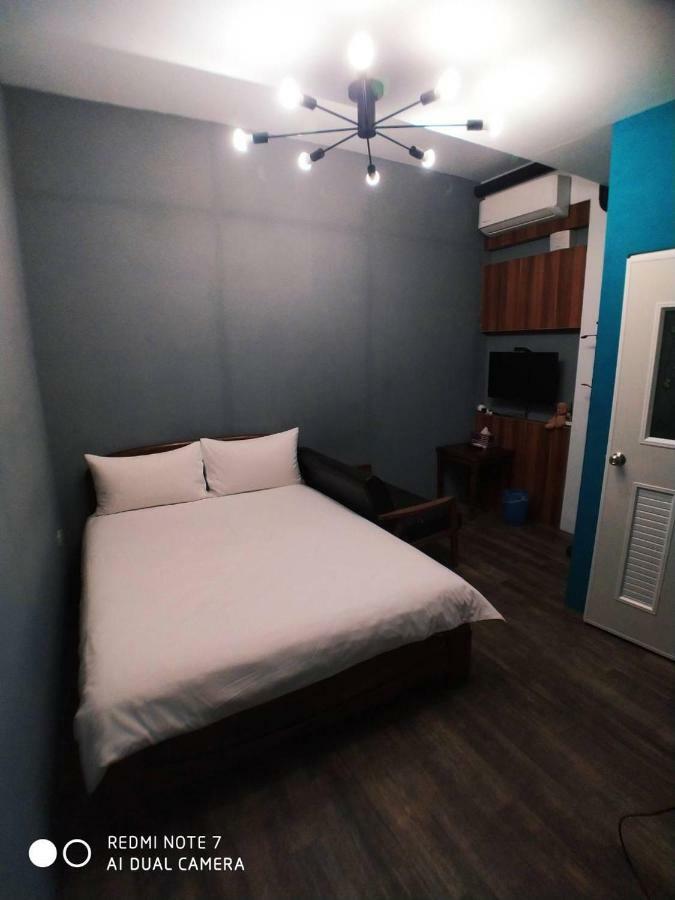 玖拾捌民宿-98Bnb Kota Hualien Bagian luar foto