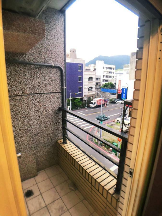 玖拾捌民宿-98Bnb Kota Hualien Bagian luar foto