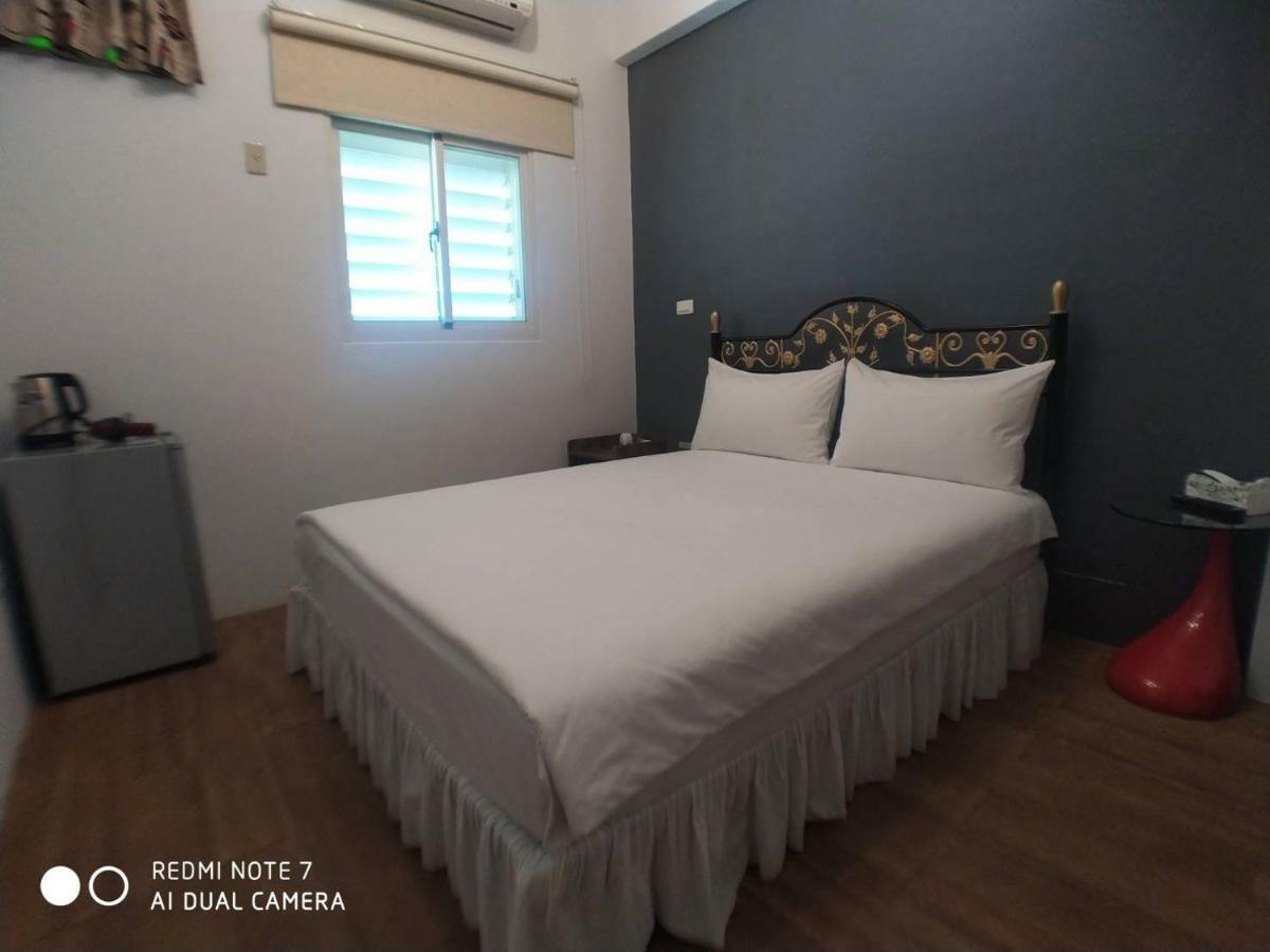 玖拾捌民宿-98Bnb Kota Hualien Bagian luar foto
