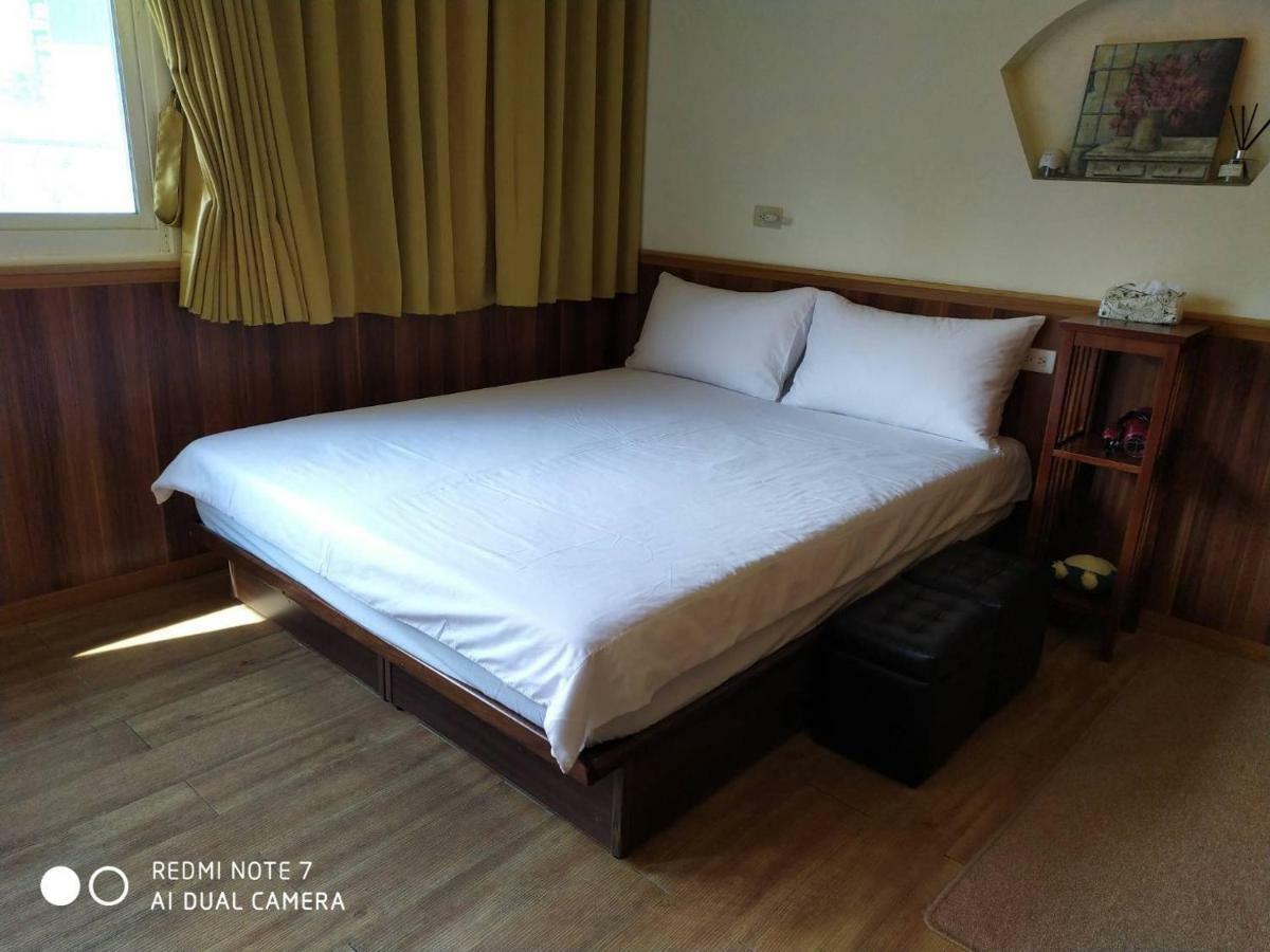 玖拾捌民宿-98Bnb Kota Hualien Bagian luar foto
