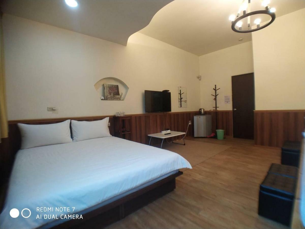 玖拾捌民宿-98Bnb Kota Hualien Bagian luar foto